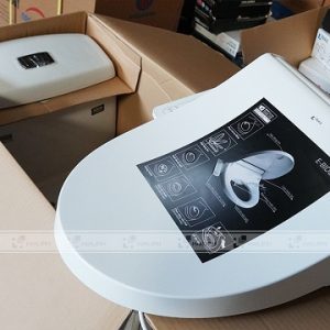 Nắp rửa điện tử Inax CW-H18VN